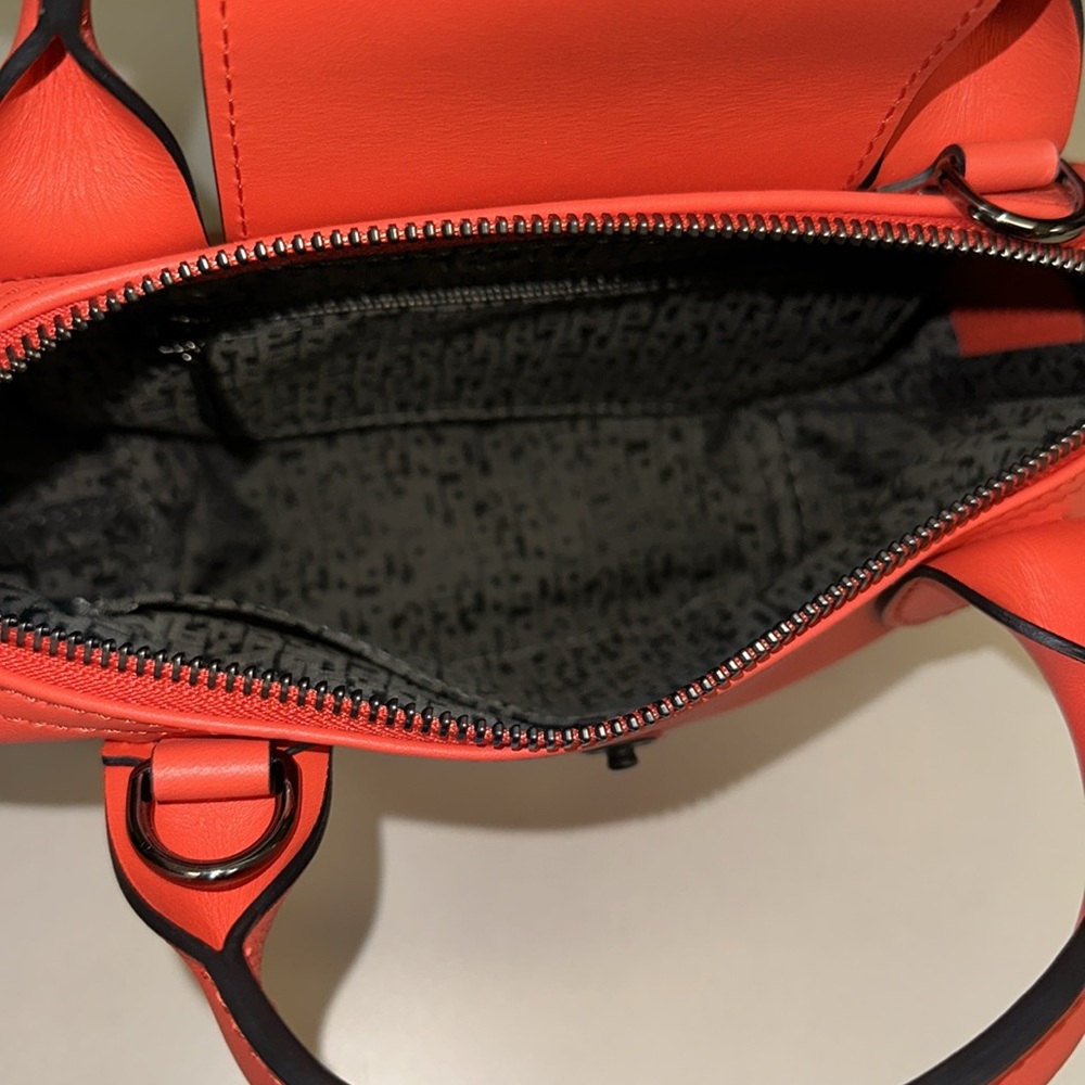 SOLD 🔥🔥🔥Longchamp LE PLIAGE XS Orange Leather Crossbody Bag - Picture 14 of 16